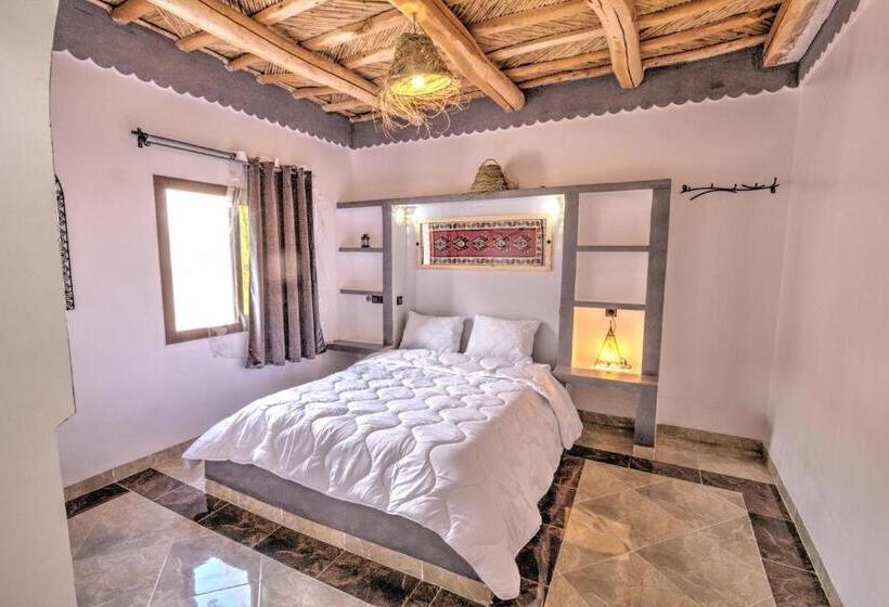 Люкс с Балконом, Miguirne Chez Ali