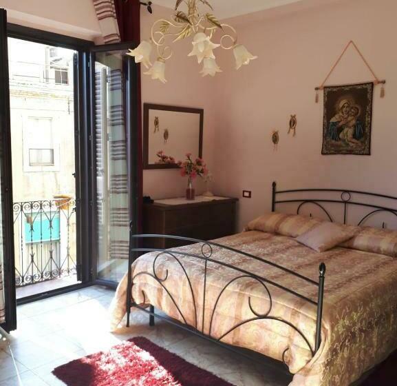 غرفة قياسية ثلاثية حمام مشترك, B&b Villa Maria Ausilia
