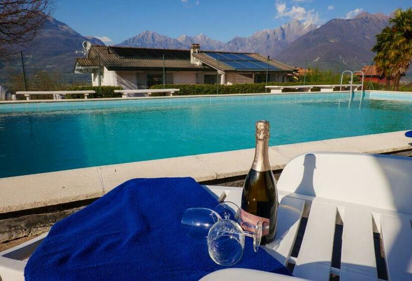 带1个卧室带花园景观的公寓, Casa Del Sole