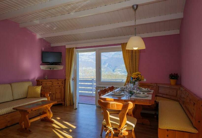 带1个卧室带花园景观的公寓, Casa Del Sole