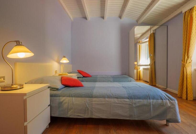 带1个卧室带花园景观的公寓, Casa Del Sole