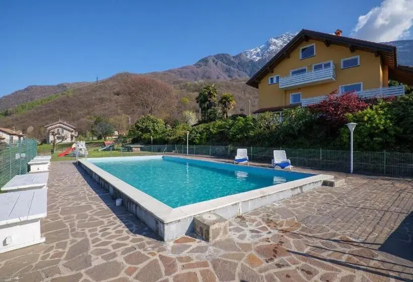 آپارتمان 1 خوابه با چشم‌انداز استخر, Casa Del Sole