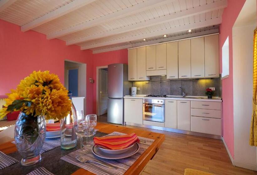 带1个卧室带泳池的公寓, Casa Del Sole