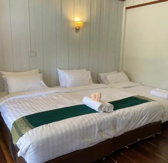 オーシャンビューのスタンダードバンガロー, Marina Resort Koh Phayam Ranong