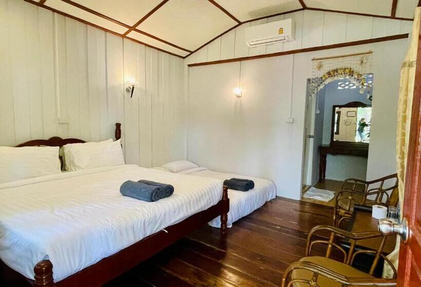 Бунгало Стандарт Вид на Море, Marina Resort Koh Phayam Ranong