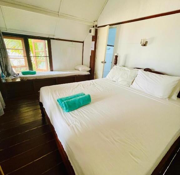 غرفة قياسية سرير كينج, Marina Resort Koh Phayam Ranong