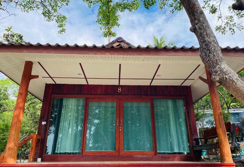 Люкс Кровать Кинг, Marina Resort Koh Phayam Ranong