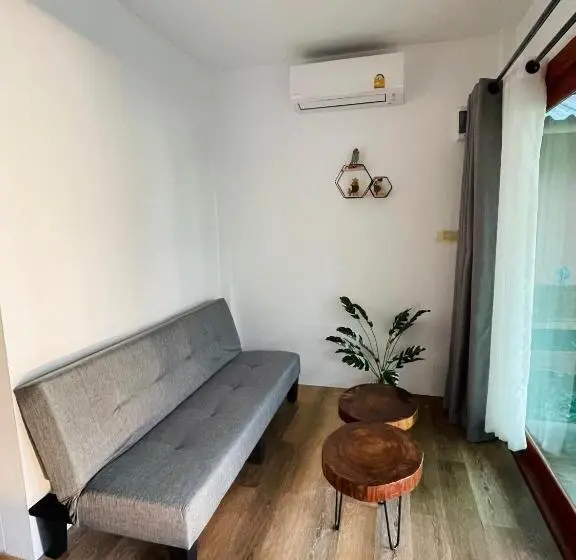 キングサイズベッドのスイートルーム, Marina Resort Koh Phayam Ranong