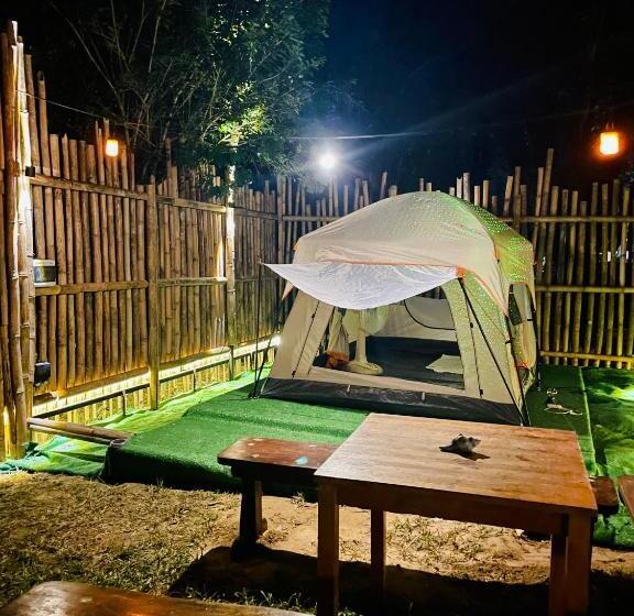 كوخ قياسي, Marina Resort Koh Phayam Ranong