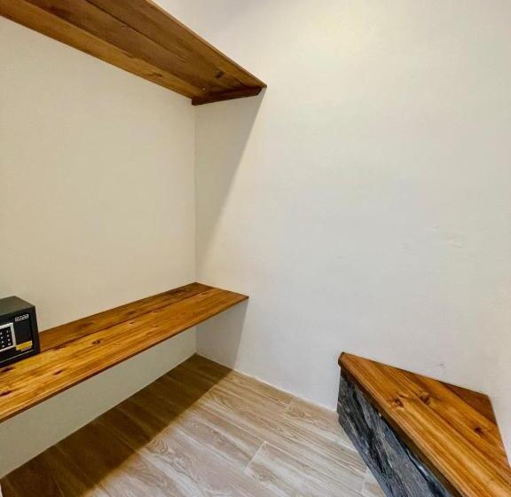 غرفة ديلوكس ثلاثية مطلة على البحر, Marina Resort Koh Phayam Ranong