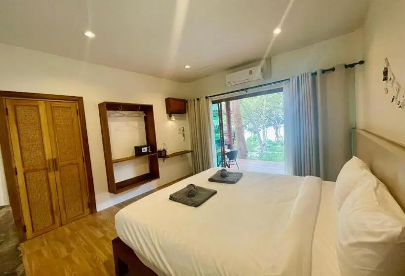 オーシャンビュージュニアスイート, Marina Resort Koh Phayam Ranong