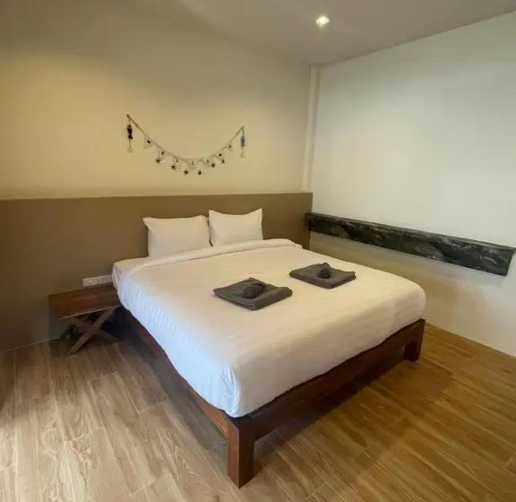 オーシャンビュージュニアスイート, Marina Resort Koh Phayam Ranong