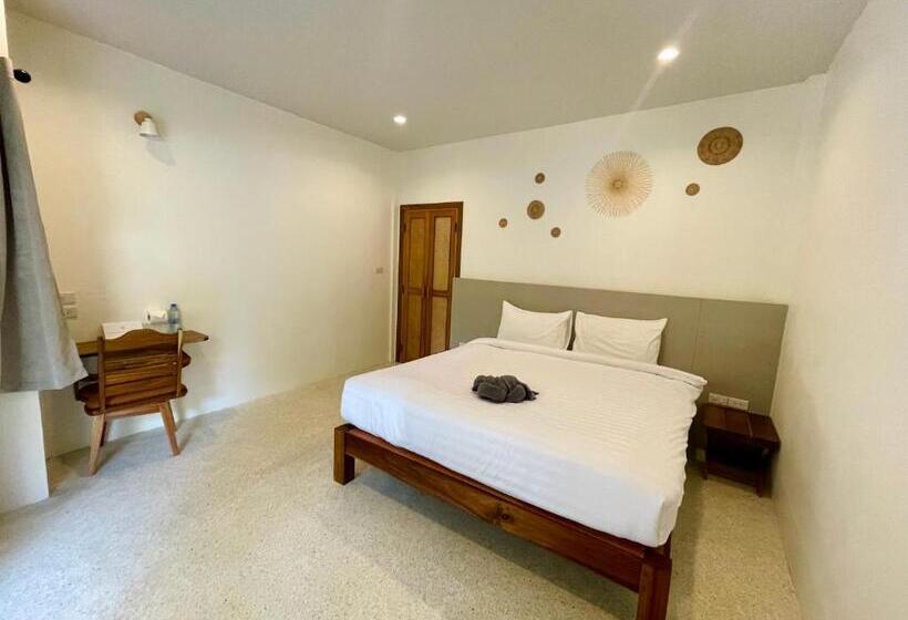 Бунгало Стандарт 2 Спальни, Marina Resort Koh Phayam Ranong