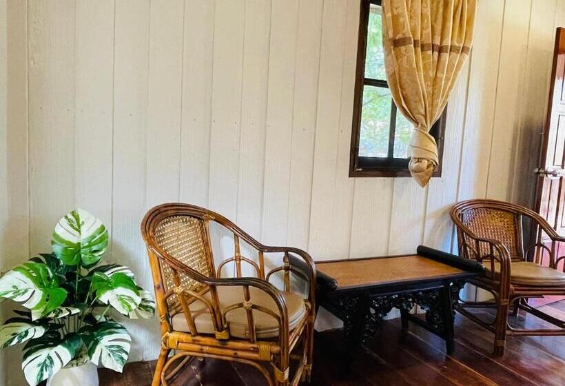 بنجلو قياسى مطل على البحر, Marina Resort Koh Phayam Ranong