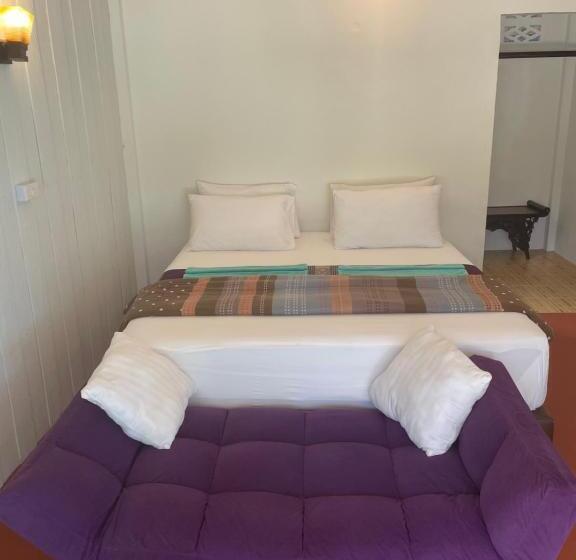 デラックスバンガロー, Marina Resort Koh Phayam Ranong