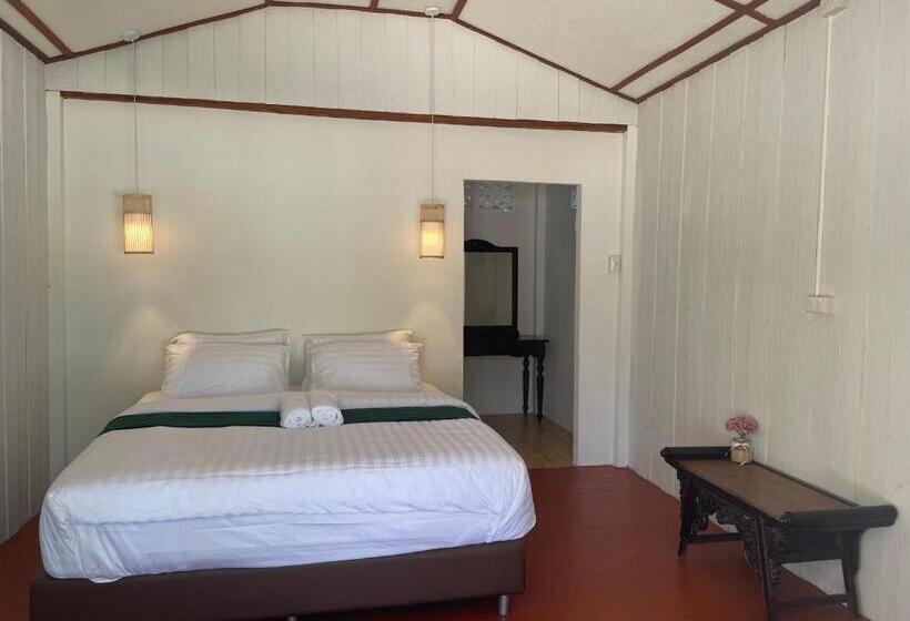 Бунгало Deluxe, Marina Resort Koh Phayam Ranong