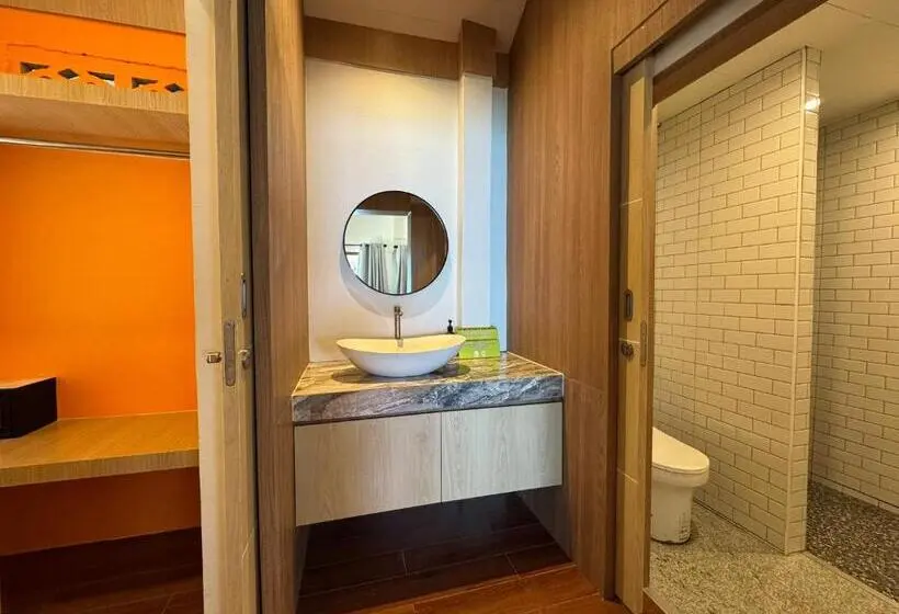 スタンダードバンガロー, Marina Resort Koh Phayam Ranong