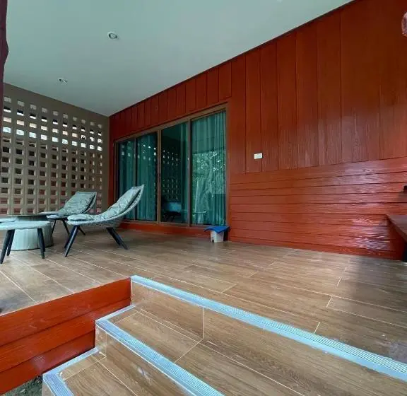 デラックストリプルルーム, Marina Resort Koh Phayam Ranong