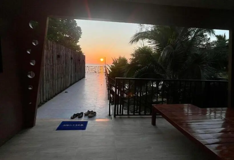 エクゼクティブスイート, Marina Resort Koh Phayam Ranong