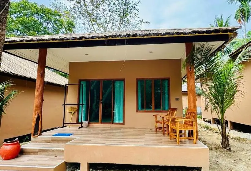家族用バンガロー, Marina Resort Koh Phayam Ranong