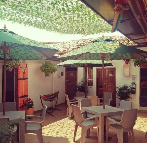 バス共有のスタンダードルーム, Hostal Colombian Gold