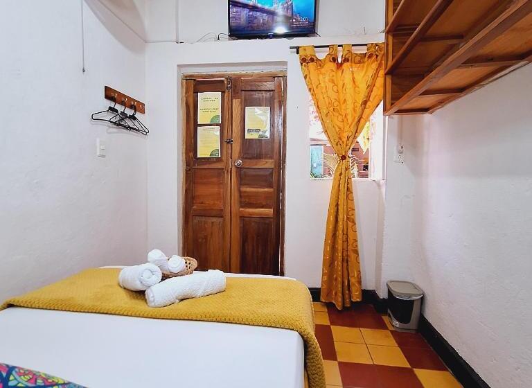 غرفة قياسية حمام مشترك, Hostal Colombian Gold