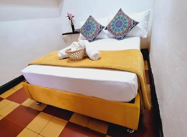 バス共有のスタンダードルーム, Hostal Colombian Gold