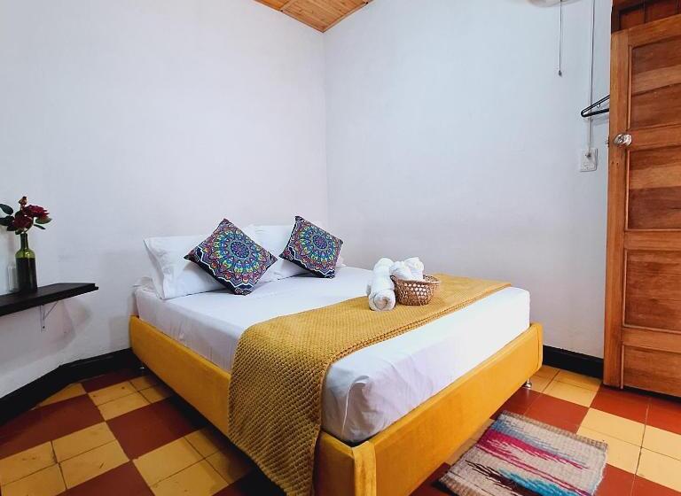 غرفة إقتصادية, Hostal Colombian Gold