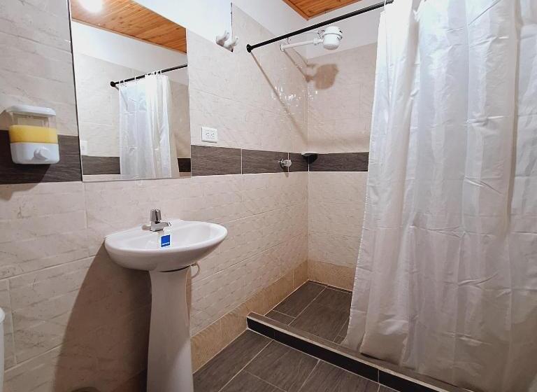 Номер Стандарт, Hostal Colombian Gold