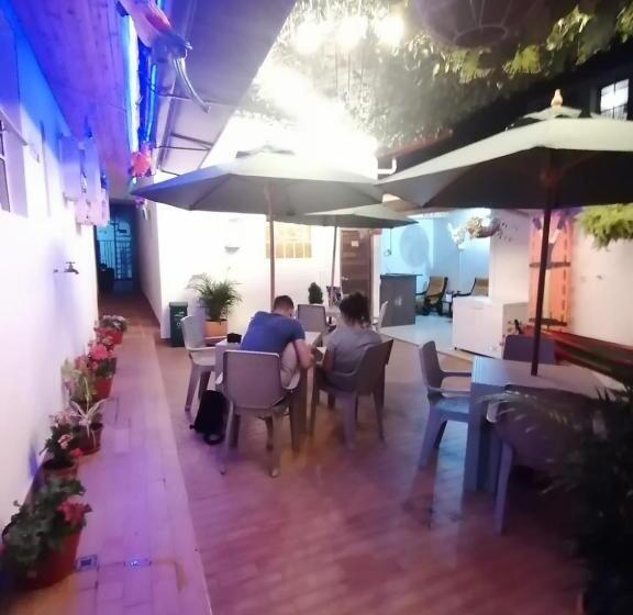 غرفة قياسية رباعية, Hostal Colombian Gold