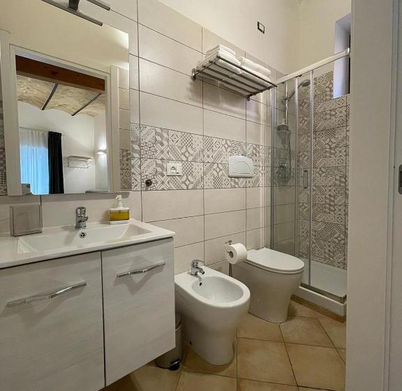 اتاق دوبلکس, B&b Sacca