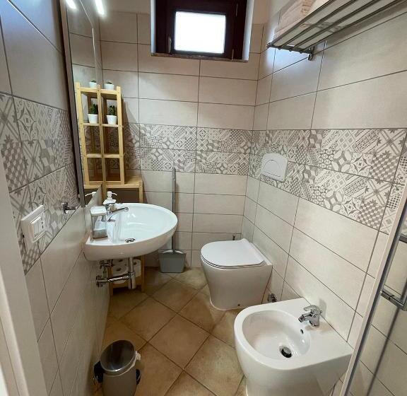 1 Bedroom Penthouse Apartment, B&b Sacca