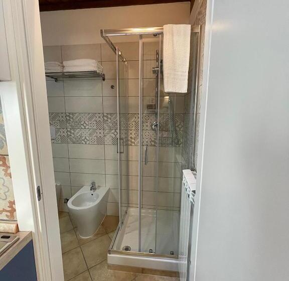 1 Bedroom Penthouse Apartment, B&b Sacca