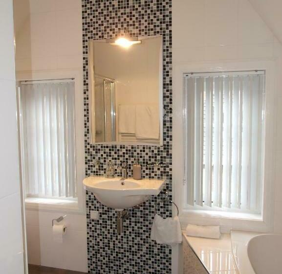 اتاق استاندارد, Meneer Pos