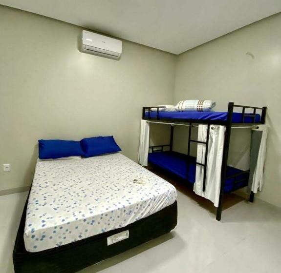 스탠다드 룸 공동 욕실, Hostel Flor De Carajás