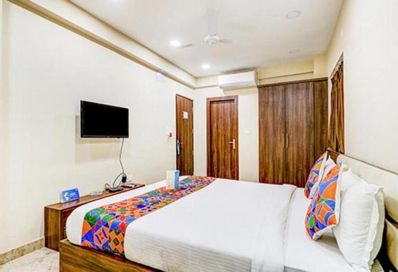 Quarto deluxe, Fabhotel Carnival