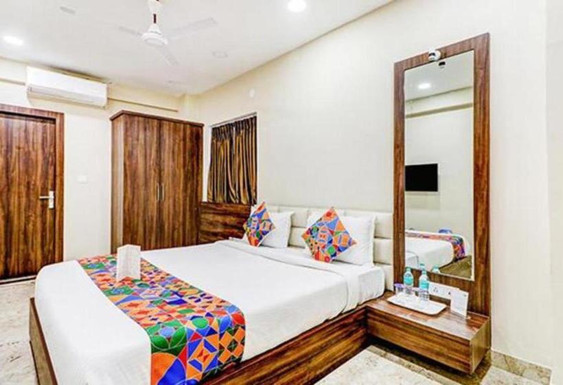 Quarto deluxe, Fabhotel Carnival