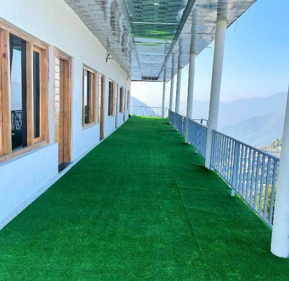 اتاق لوکس, On The Edge Top Rated & Awarded Propryty