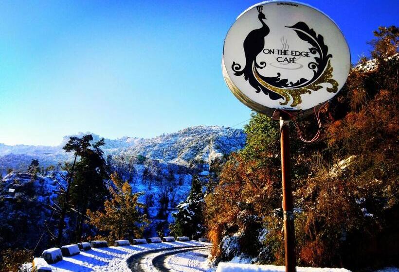 اتاق لوکس خانوادگی, On The Edge Top Rated & Awarded Propryty