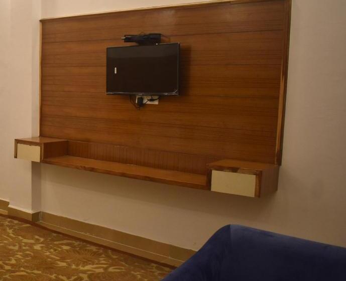 اتاق لوکس خانوادگی, On The Edge Top Rated & Awarded Propryty