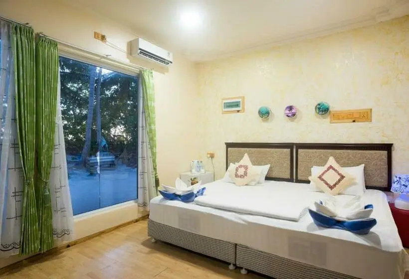 اتاق سوپریور خانوادگی, Coral Queen Villa, Ukulhas