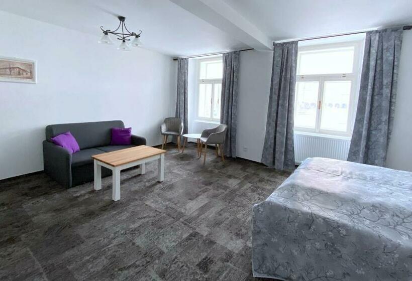 סוויטה משפחתית, Penzion U Anděla