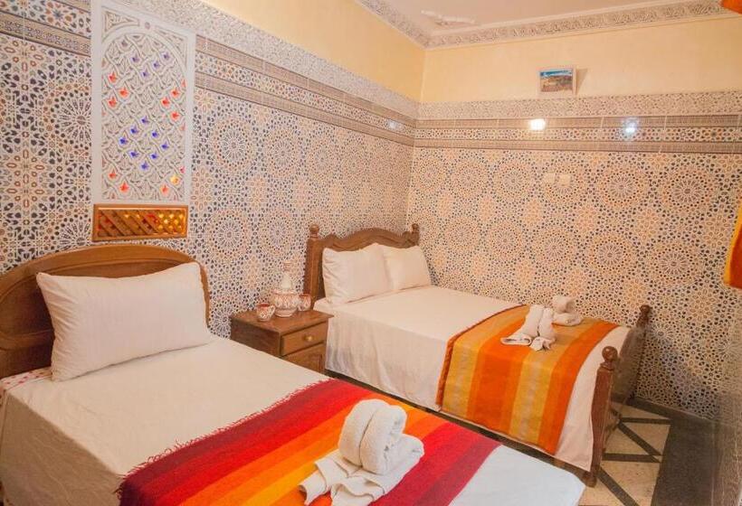 标准三人间, Riad Haddaji Fes