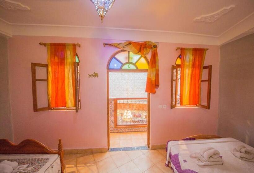 标准四人间共用浴室, Riad Haddaji Fes