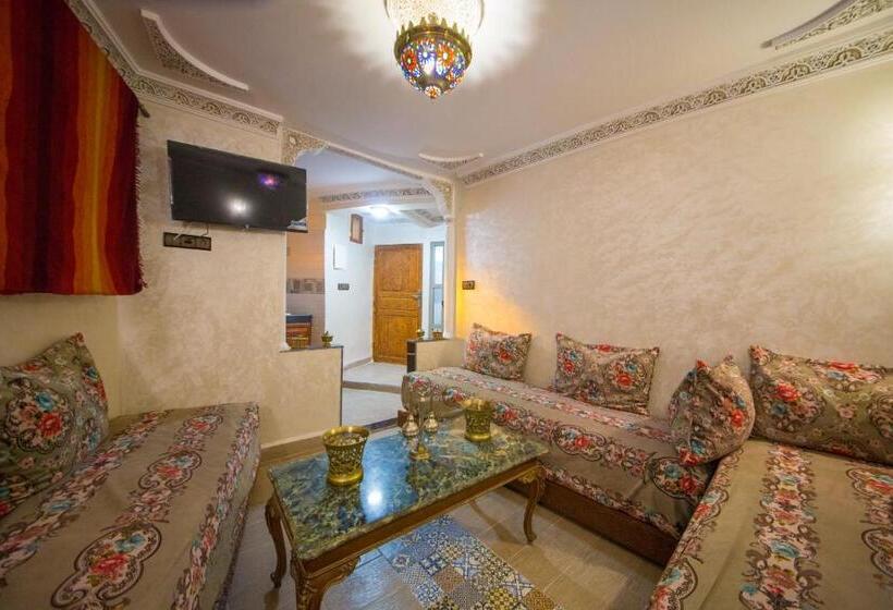 استودیوی سوپریور, Riad Haddaji Fes
