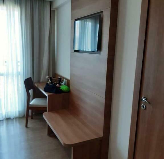 스위트, Cond Vista Azul