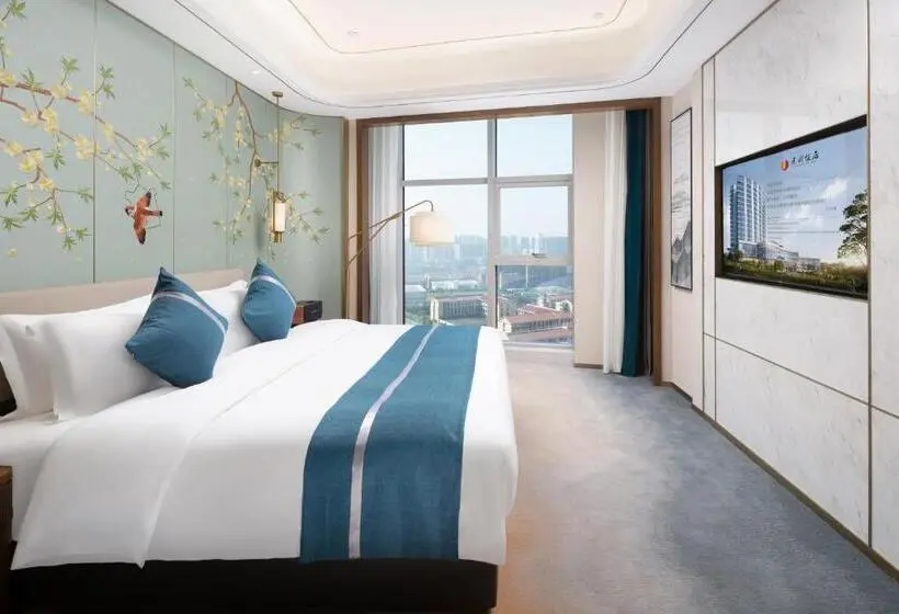 デラックススイート, Luzhou Jianguo