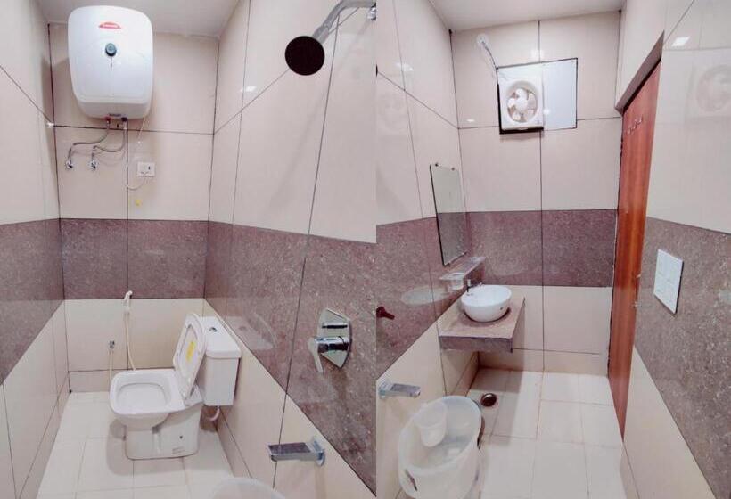 غرفة ديلوكس, Perfect Stayz Dwarkesh Hotel Near Haridwar Railway Station