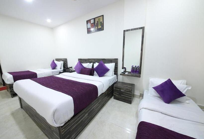 غرفة عائلية, Perfect Stayz Dwarkesh Hotel Near Haridwar Railway Station