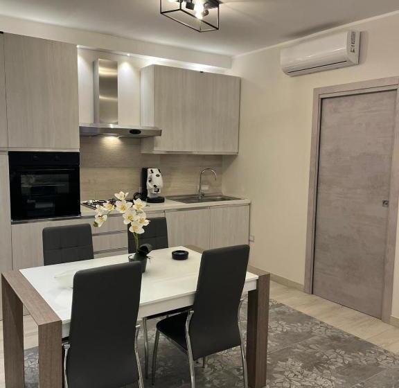 דירת חדר נוף לים, Affittacamere La Magnolia